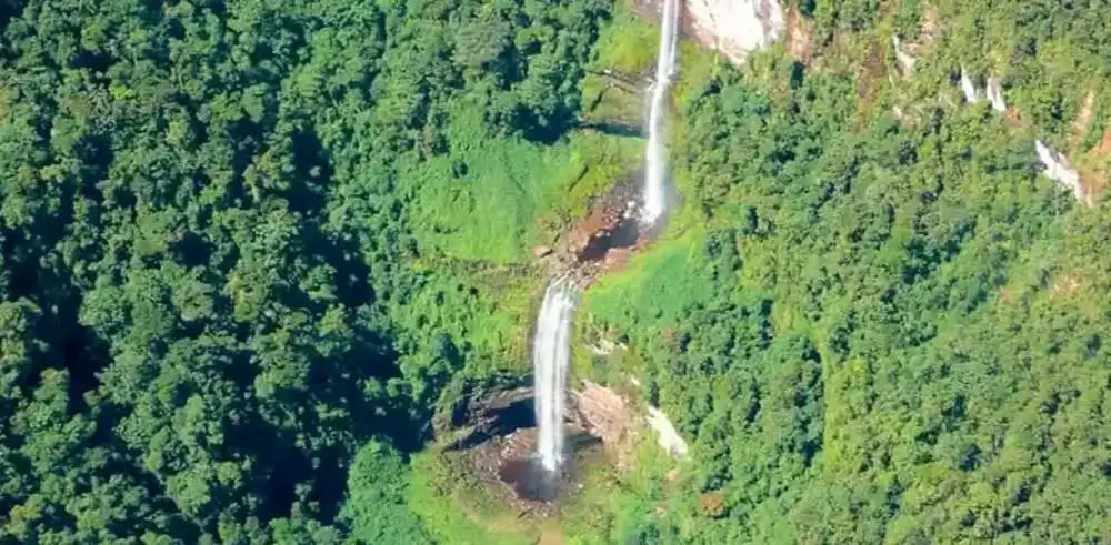 Otoshi National Park Rainforest waterfalls | Andean Travel Experience