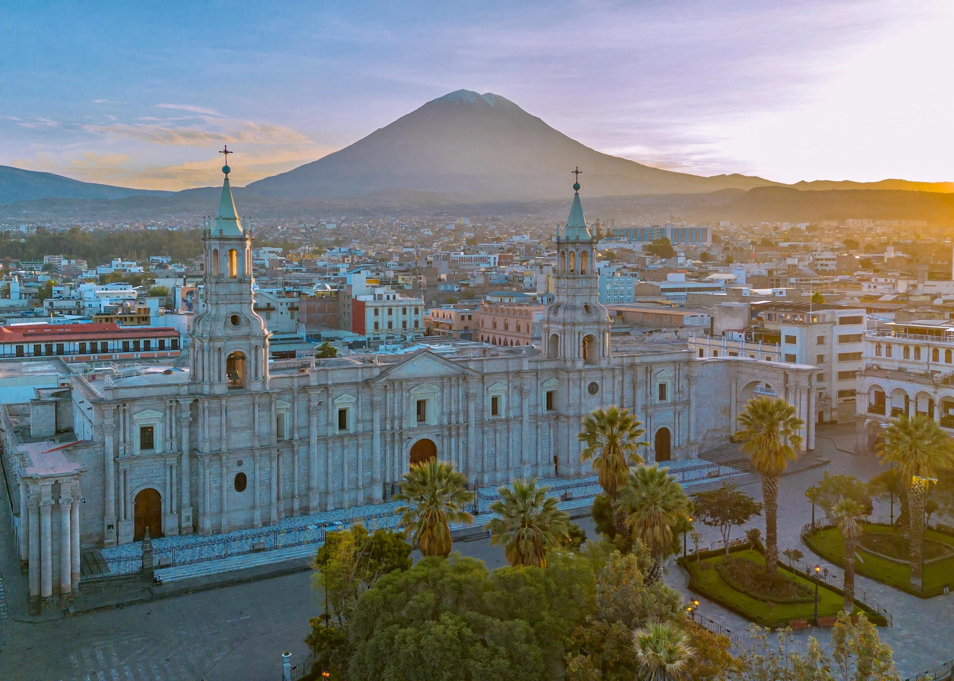 The Cathedral Basilica of Arequipa| Andean Travel Experience