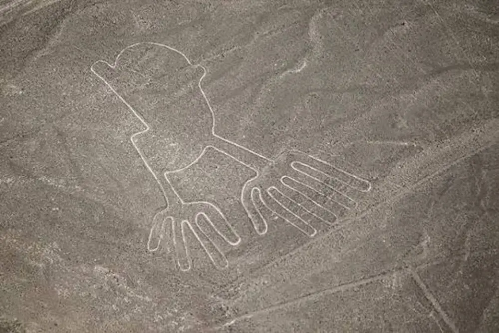 Hands Inca Nazca Lines in Peru | Andean Travel Experience