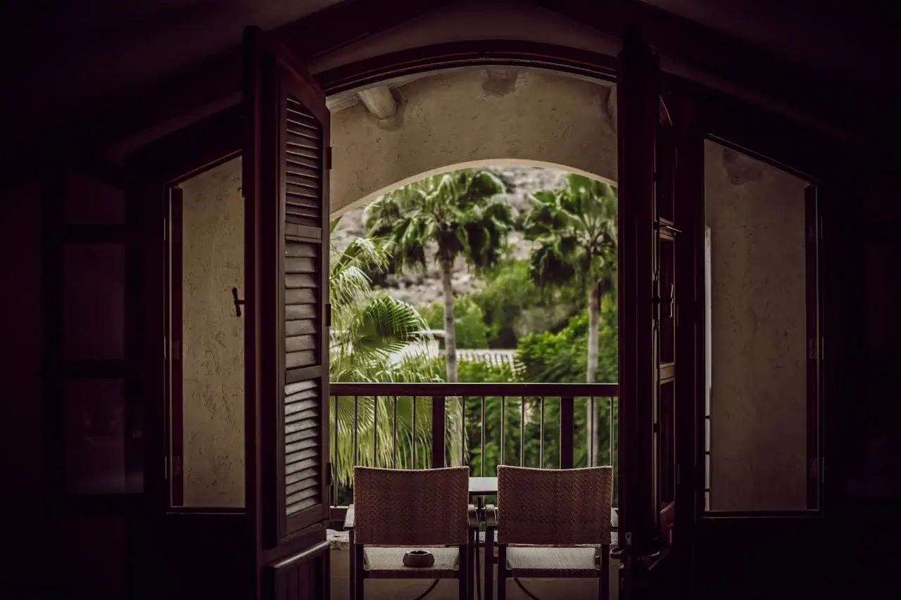Luxury hotel in Cusco, Peru, combining colonial architecture with modern comfort, featuring a central courtyard and views of the Andes | Andean Travel Experience