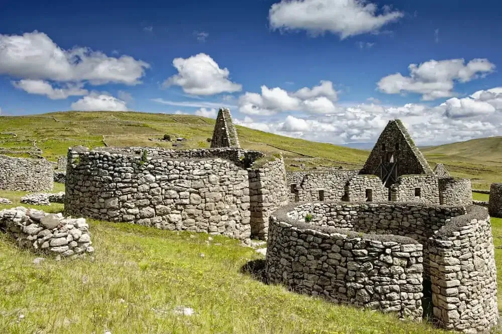 Inca Stone houses in Peru | Andean Travel Experience