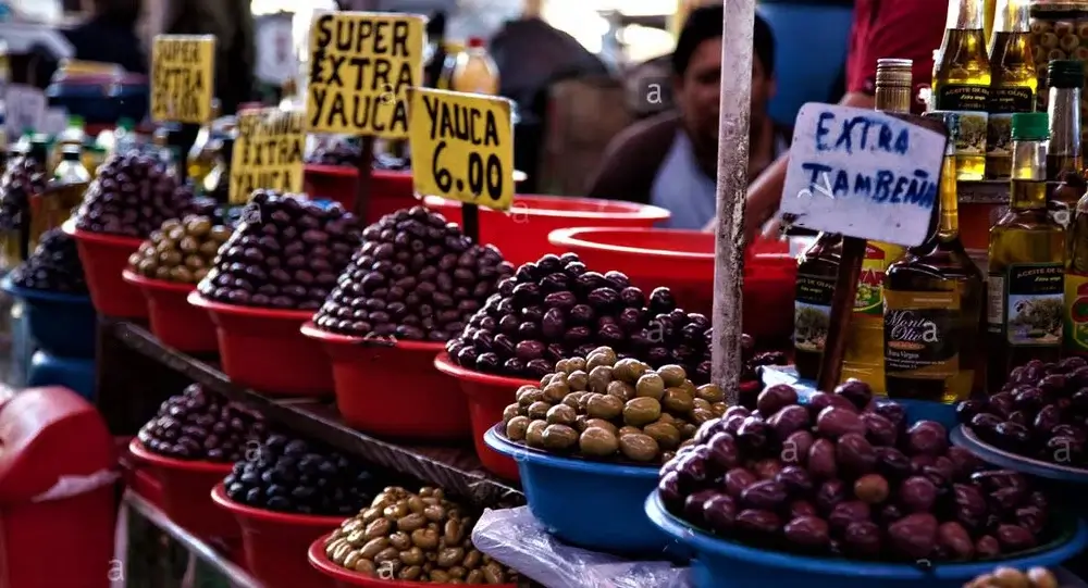 Traditional Huancayo Sunday Market showcasing Andean handicrafts and local produce in Peru | Andean Travel Experience Traditional Huancayo Sunday Market showcasing Andean handicrafts and local produce in Peru | Andean Travel Experience
