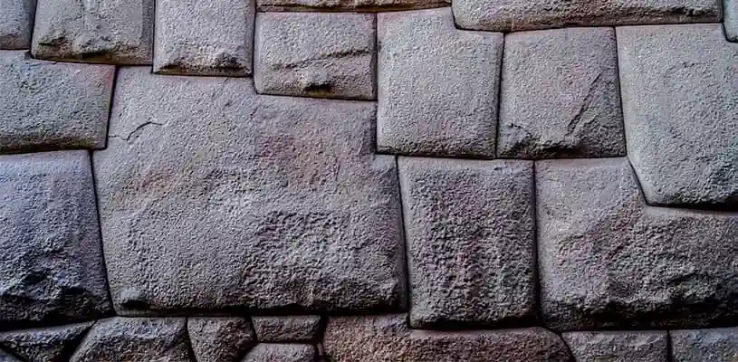 12 angle stone Cusco | Andean Travel Experience