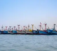 Solo travel in Peru Boats in mancora