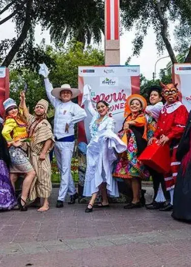 Peru Independence Day: History, Traditions & Travel Tips for July 28th Celebrations | Andean Travel Experience