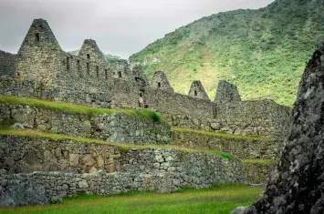 Booking your Inca Trail and Machu Picchu | Andean Travel Experience